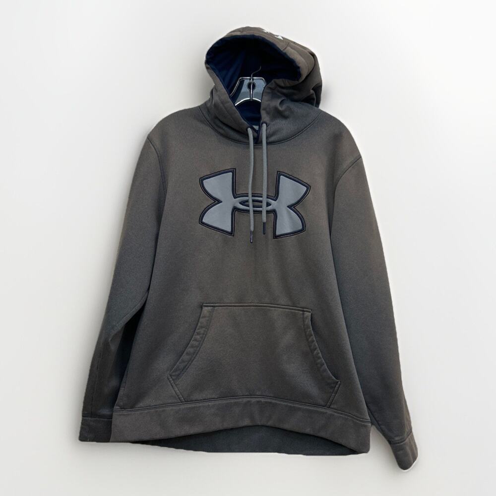Under Armour Men’s Grey Large Hoodie with Front Pocket in Excellent Condition